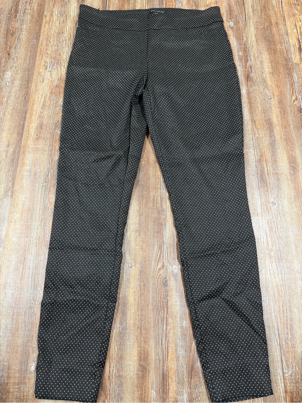 Y2K Willi Smith black with white polka dot stretchy work pants in a US 10